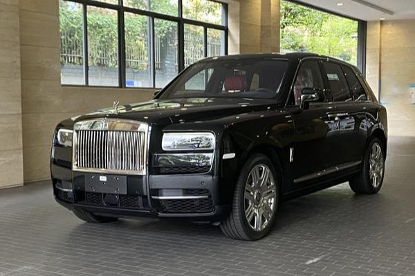 rolls royce cullinan 2020